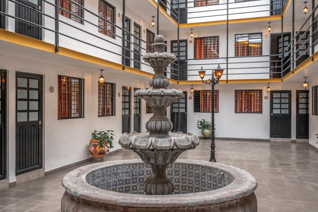 Cinco De Mayo Hotel Querétaro Exteriör bild