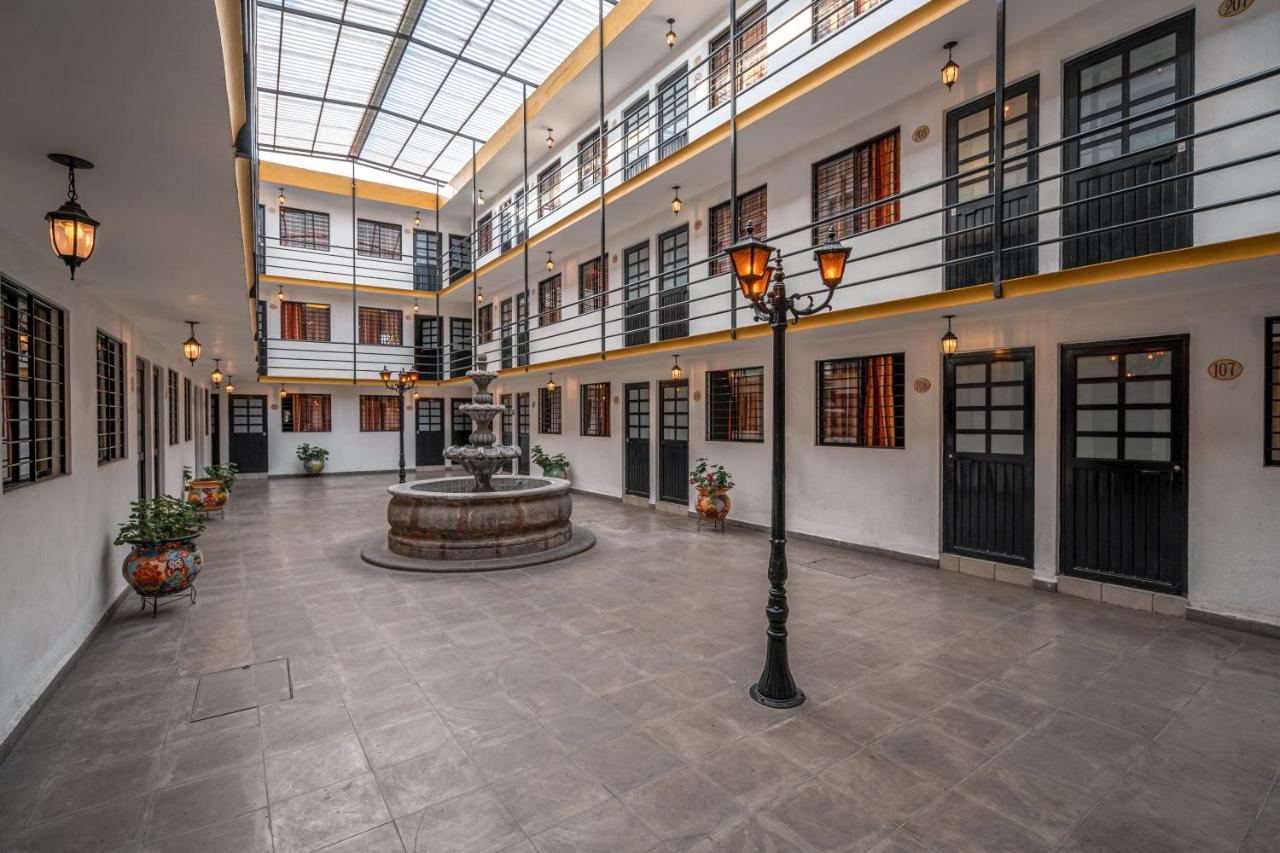 Cinco De Mayo Hotel Querétaro Exteriör bild