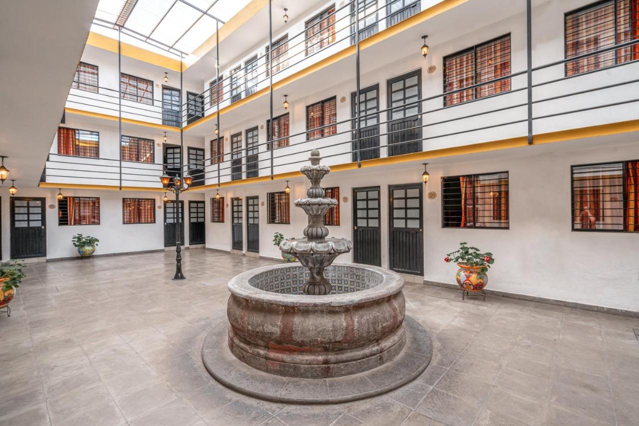 Cinco De Mayo Hotel Querétaro Exteriör bild